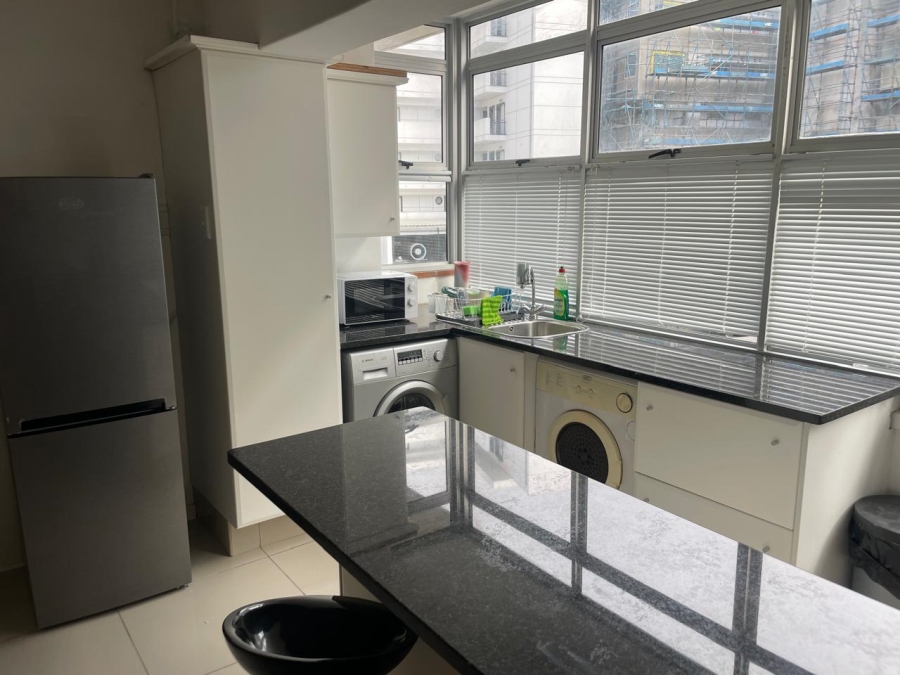 To Let 0 Bedroom Property for Rent in Sea Point Western Cape